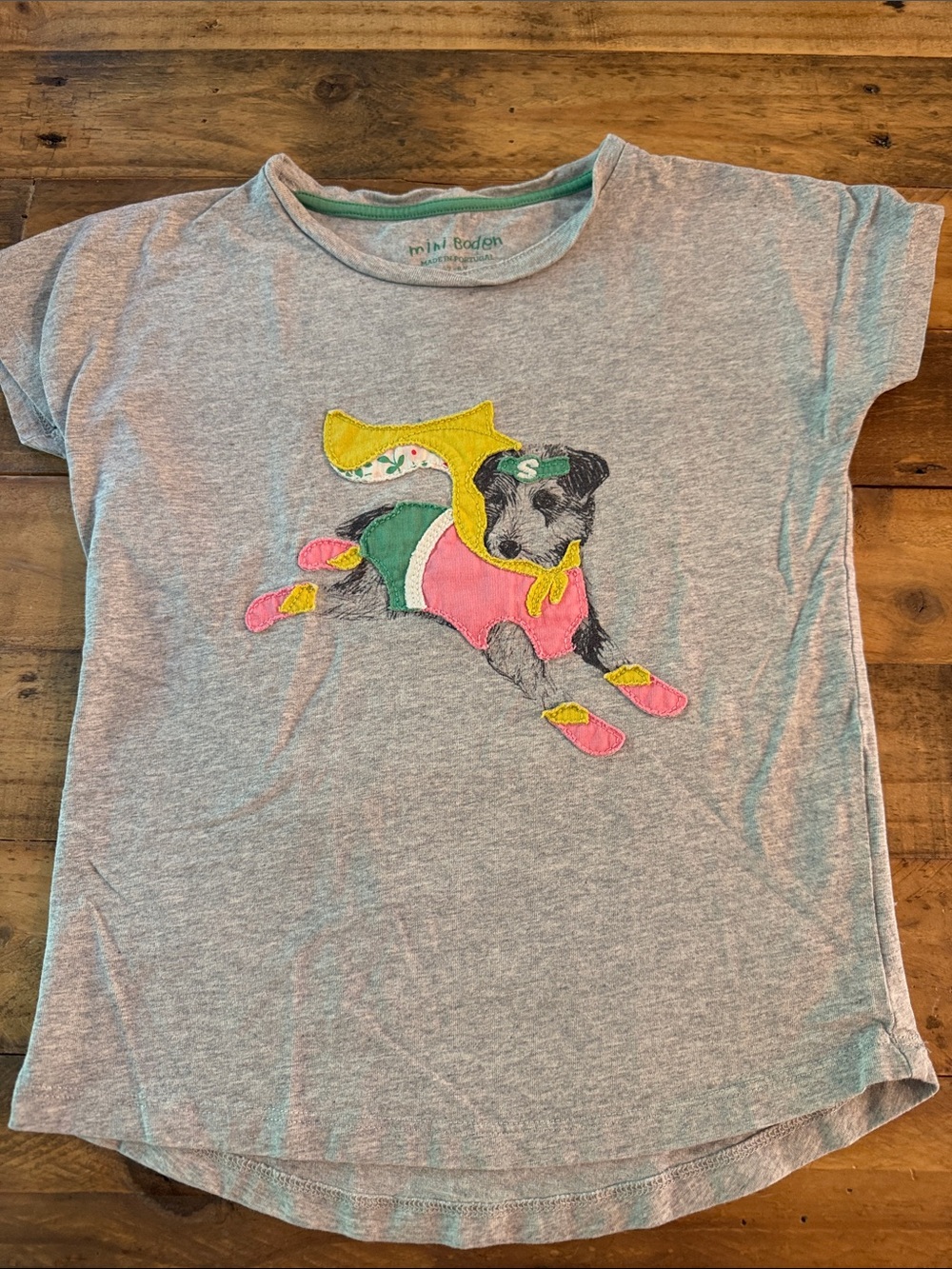 Mini Boden Gray Tee with Playful Dog Patch in Pink, Yellow & Green